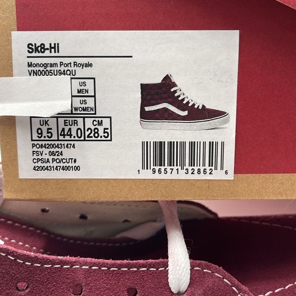 Vans Men’s Sk8-Hỉ Monogram Port Royale
VN0005U94QU
Sneakers - Picture 16 of 16